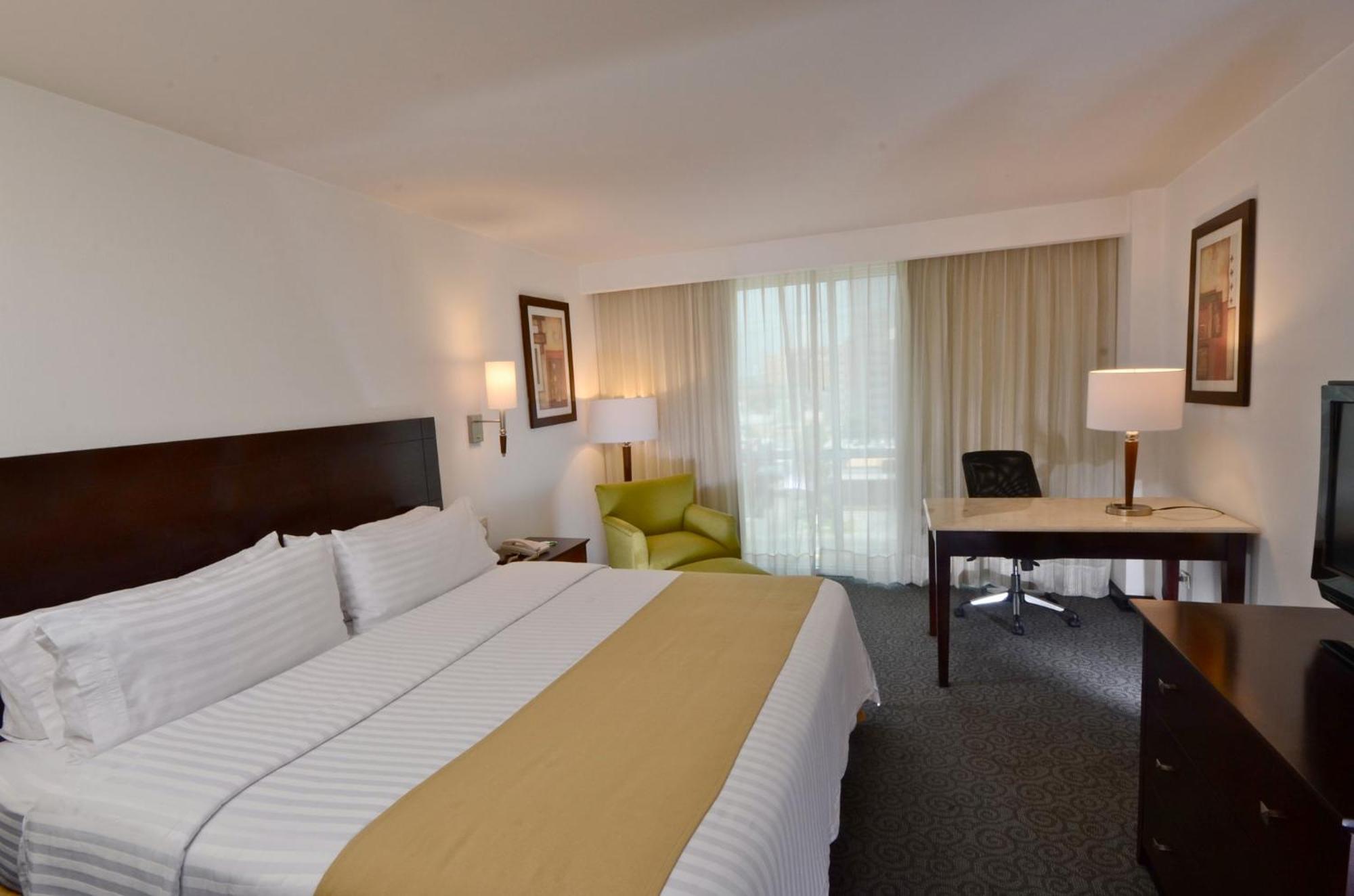 Holiday Inn Monterrey Valle By Ihg San Pedro Garza Garcia Экстерьер фото